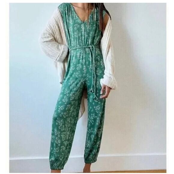 Anthropologie Women's V-neck Weekend Sleep Lounge Jogger Jumpsuit Green Large - Picture 3 of 11